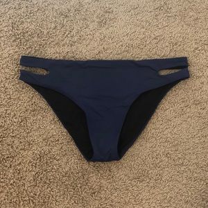 NWOT Gianni Bini Navy Bikini Bottoms